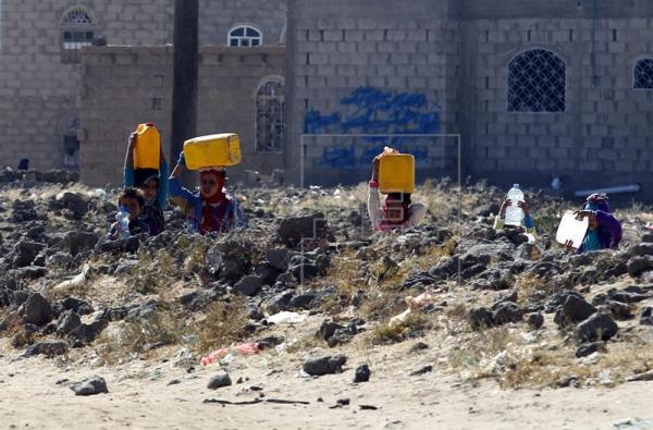 La coalición árabe decreta en Yemen un alto el fuego de 48 horas